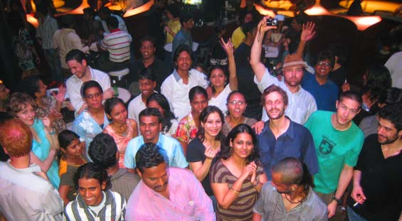 bluefrog-urbantyphoon