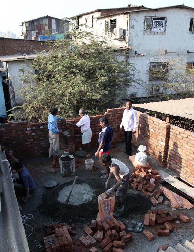 Contractor-Dharavi-select_1
